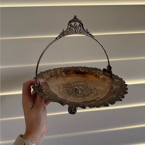 Antique Providence Quadruple Silver Plate Bridal Basket Fruit Bowl Handle DECOR